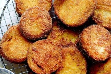 1 Crispy Fried Green Tomatoes with Creamy Garlic Aioli