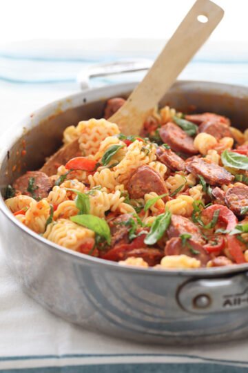 1Creamy Pasta with Roasted Red Pepper and Chicken Sausage 1