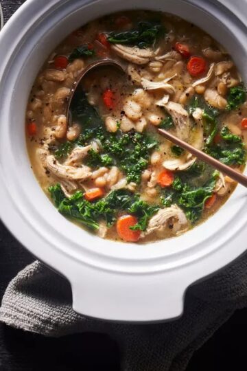 Slow Cooker Chicken White Bean Stew