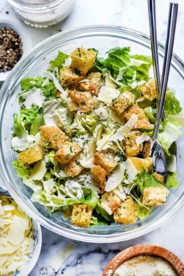 Caesar Salad with Garlic Croutons