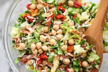 La Scala Chopped Salad with Marinated Chickpeas 1 Classic Chopped Salad everydaydelusiecekitechen.com 036