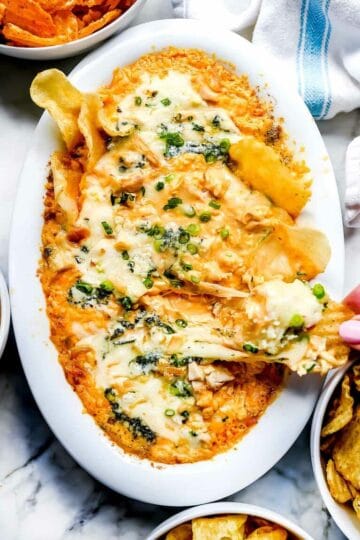 Easy Cheesy Buffalo Chicken Dip