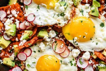 How to Make THE BEST Chilaquiles with Eggs 5 How to Make THE BEST Chilaquiles with Eggs
