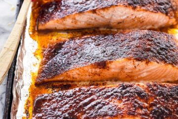 10-Minute Maple-Glazed Baked Salmon Recipe