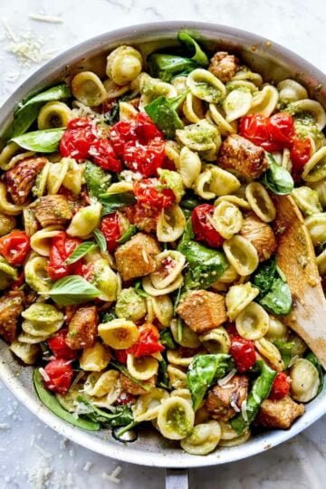 Pesto Pasta with Balsamic Chicken