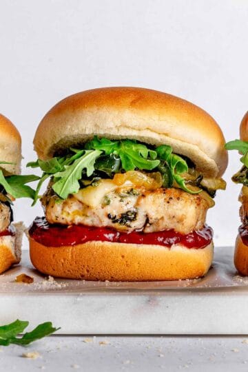 Chicken Sliders with Chipotle Ketchup everydaydeliciouskitchen.com 10 2 1