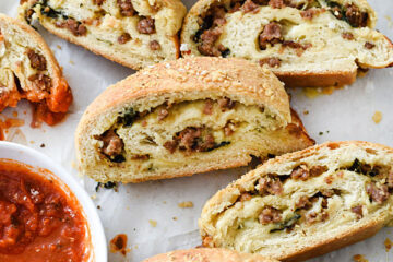 Cheesy Sausage Pizza Bread 1 1 Cheesy Sausage Pizza Bread everydaydeliciouskitchen.com