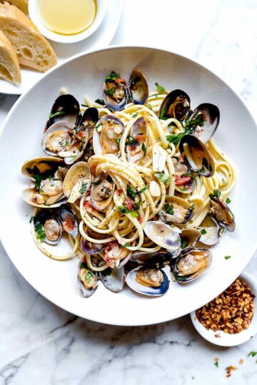 1 Linguine con Vongole Linguine with Clam Sauce