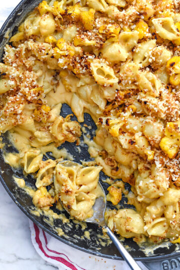 1 Skillet Cauliflower Mac and Cheese