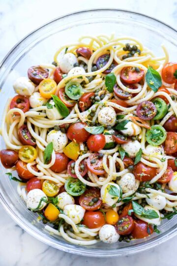 Caprese Pasta Salad with Garlic Marinated Tomatoes001