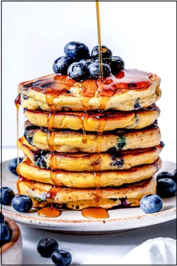 How To Make The Best Fluffiest Blueberry Pancakes 01