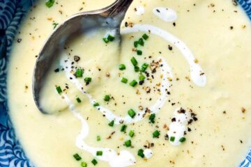 The Best Potato Leek Soup 2 Potato Leek Soup everydaydeliciouskitchen.com 3 728x1092 1