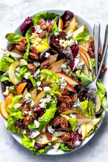 everydaydeliciouskitchen.com Pear Salad with Gorgonzola 1